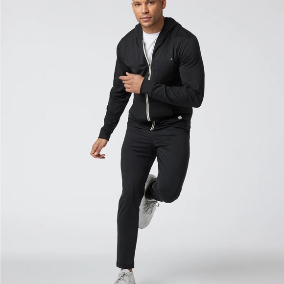 Vuori Men’s Black Coronado Hoodie - Size XXL - Picture 5 of 12